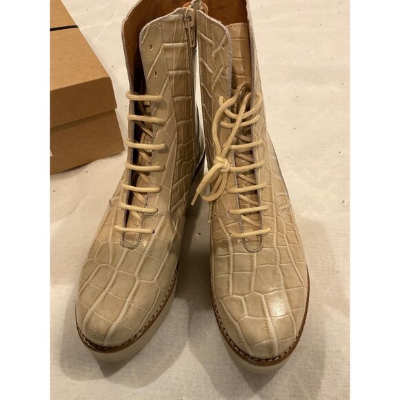 NWT Anthropologie Cream Croc Print Leather Platform Boots Size 6.5narrow - Picture 2 of 6